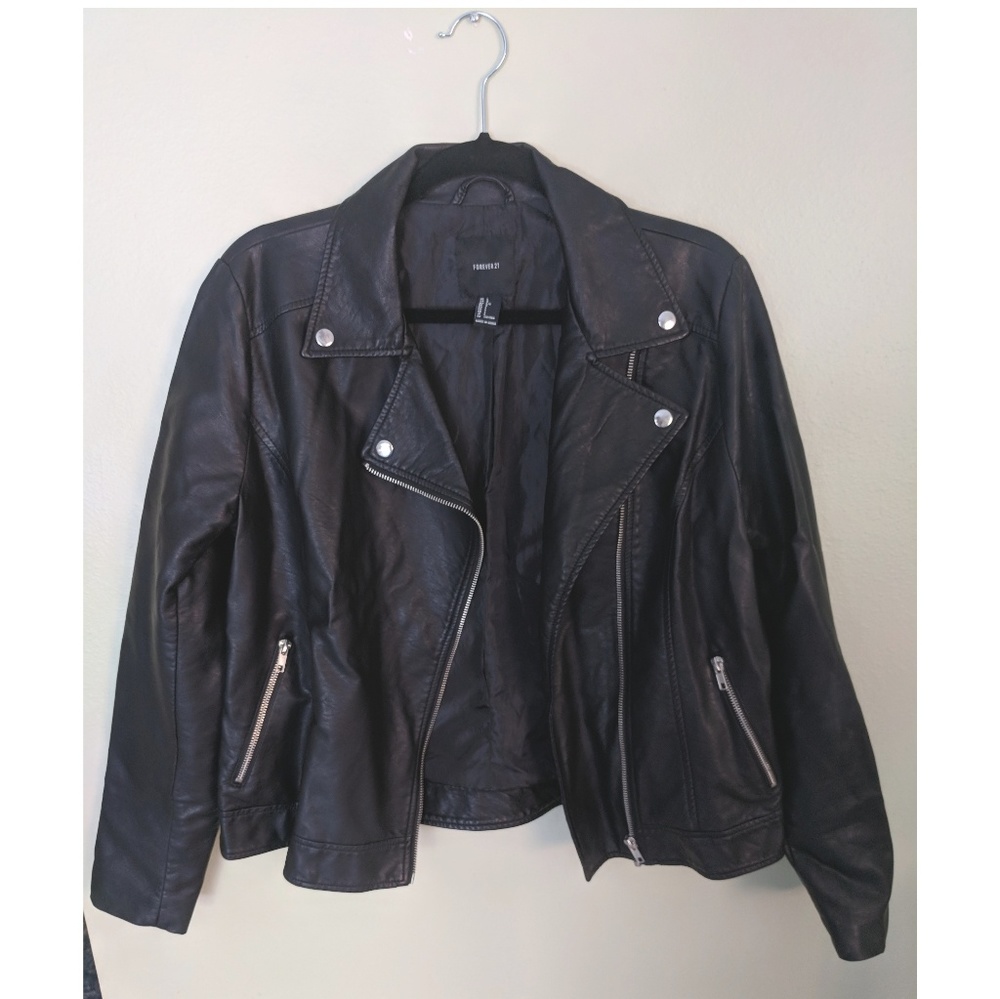 Forever 21 faux leather jacket black large